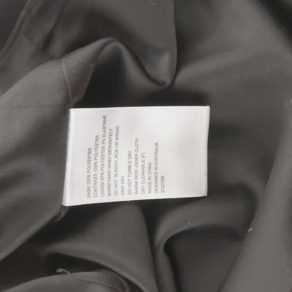 Bardot Women's Skirt Size 6 Black White Geometric Pattern Flare Zip-up Back - Picture 6 of 9